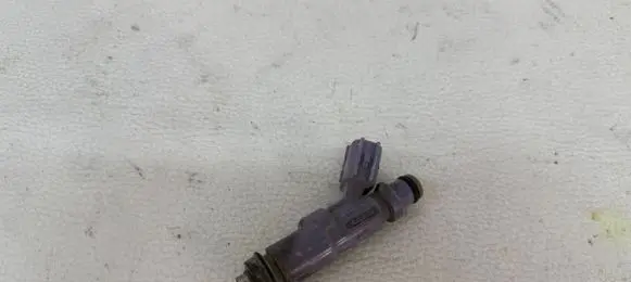 Fuel injector