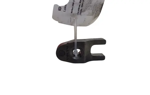 Volvo V60 Fuel Injector clamp holder