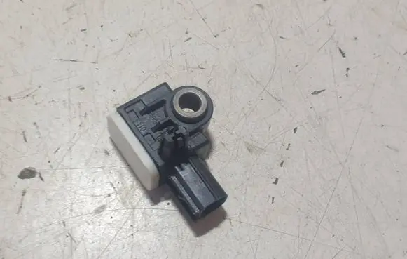 Volvo XC60 Airbag deployment crash/impact sensor 31334336 C83HA 170215600