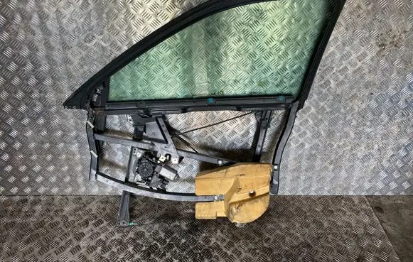 Audi A4 S4 B5 8D Front door window/glass frame 8D0837754