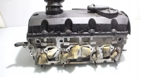Skoda Octavia Mk2 (1Z) Engine head 038103373