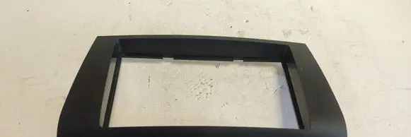 Radio/GPS head unit trim