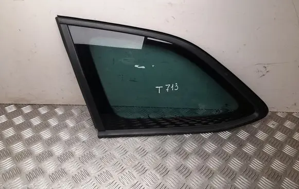 Skoda Octavia Mk4 Rear door window/glass frame 5E7845297