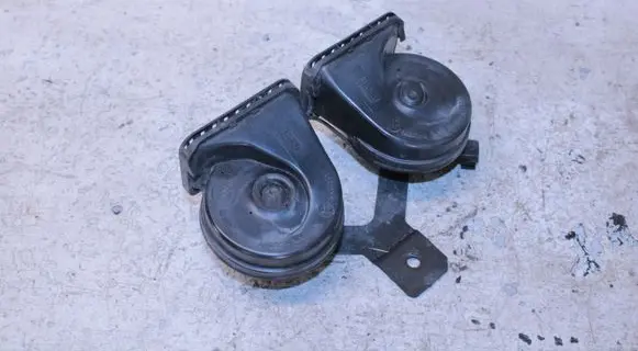 Land Rover Evoque I Horn signal 0055306 55306 A046522