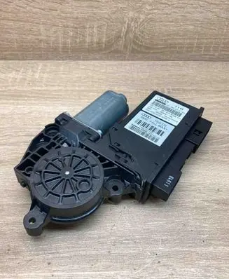 Audi A8 S8 D3 4E Front door window regulator motor 4E1959801B 4E1910802B 11B