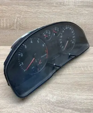 Audi A4 S4 B5 8D Speedometer (instrument cluster) 8D0919861H 861H