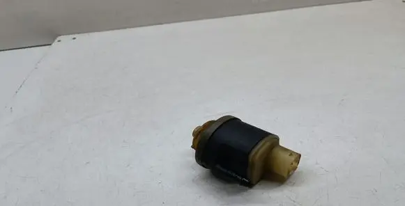 BMW X5 E70 Fuel filter heater 8572519
