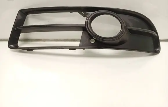 Audi A4 S4 B7 8E 8H Front fog light trim/grill 8E0807681F