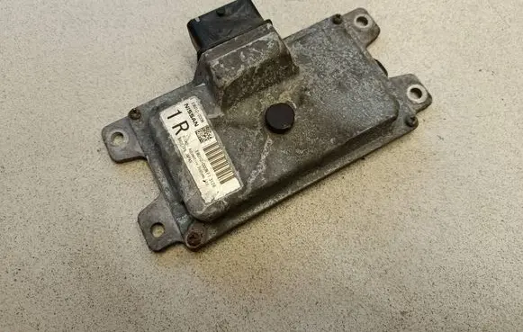 Nissan Qashqai Gearbox control unit/module EMU10000N