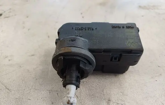 Seat Altea Headlight level adjustment motor 5P0941295