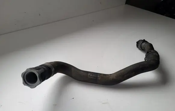 Ford Kuga II Engine coolant pipe/hose