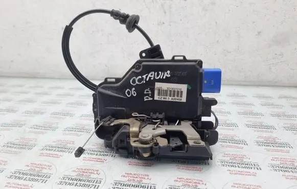 Skoda Octavia Mk2 (1Z) Front door lock 3D1837016