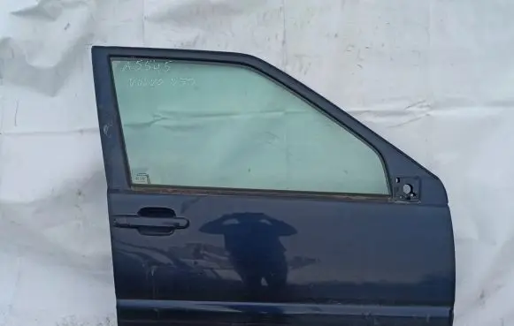 Volvo S70 V70 V70 XC Front door Melyna