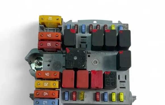 Alfa Romeo Brera Fuse module 50510968
