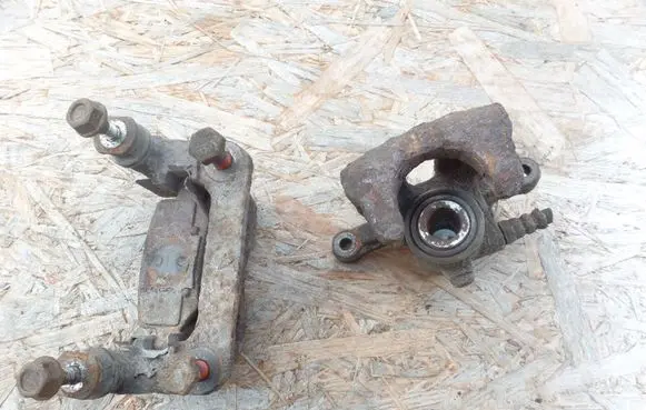 Mercedes-Benz A W168 Rear brake caliper