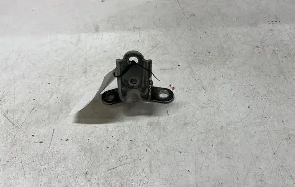 KIA Magentis Front door lower hinge A046057