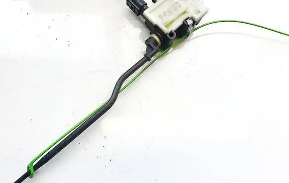 Mini One - Cooper Coupe R56 Central locking motor 6711698588004 67.11-6985880-04