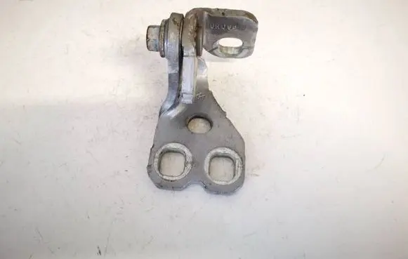 Chrysler 200 Rear door lower hinge