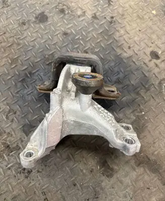 Honda HR-V Gearbox mount