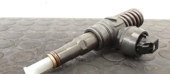 Seat Ibiza III (6L) Fuel injector 038130079BX