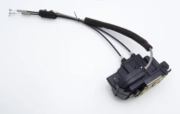 Nissan Cube Z11 Rear door lock 
