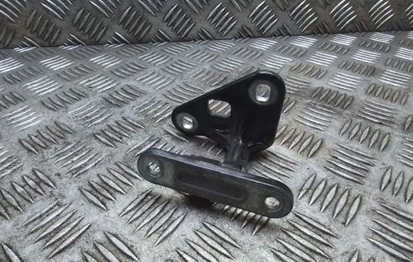Mercedes-Benz E AMG W211 Front door upper hinge