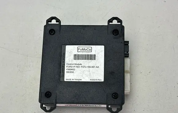 Ford Mustang VI Start/Stop control module 4360483