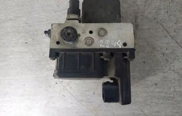 Volkswagen PASSAT B5.5 ABS Pump 