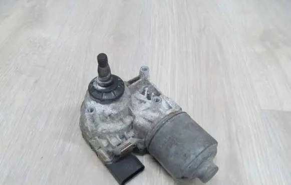 Ford Focus Wiper motor 0390248109 40497