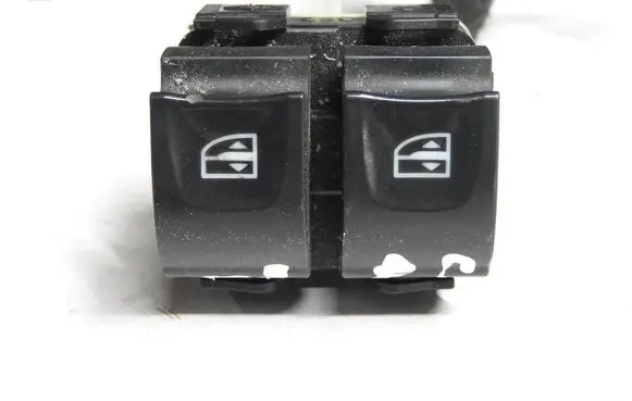 Nissan Note (E12) Electric window control switch 254117915R 10023901