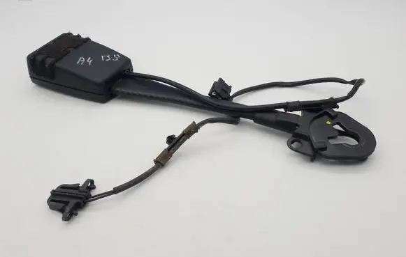 Audi A4 S4 B8 8K Front seatbelt buckle 8K0857755G