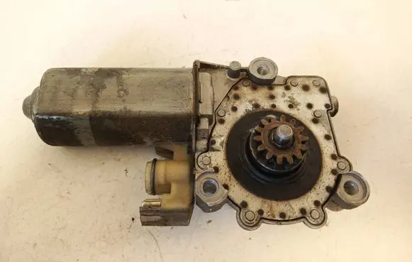 Mercedes-Benz S W140 Front door window regulator motor 0130821503 186690000