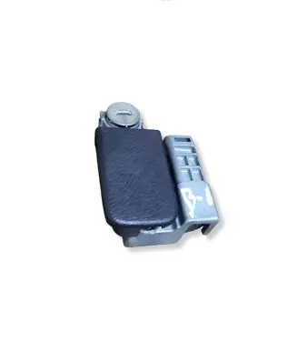 Honda CR-V Glove box lock 
