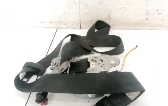 Hyundai i30 Front seatbelt 888202R900 88820-2R900