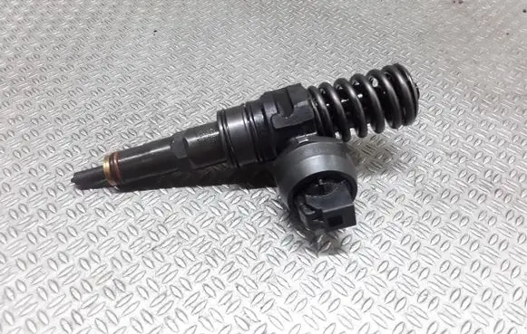 Audi A2 Fuel injector 038130073AG