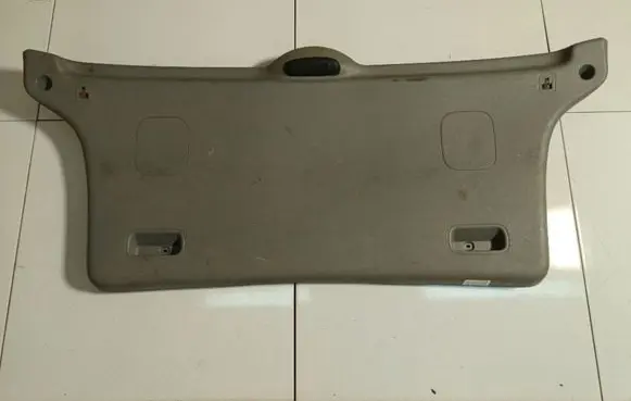 Renault Scenic I Other trunk/boot trim element 