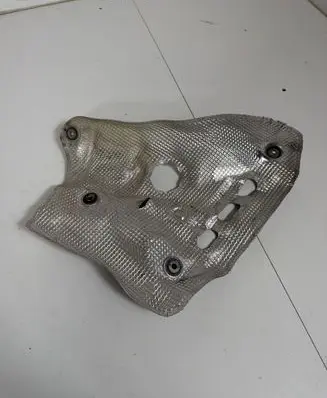 Toyota C-HR I Exhaust heat shield 