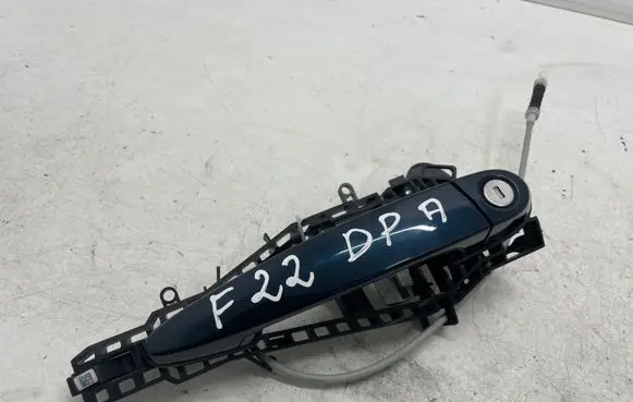 BMW 2 F22 F23 Front door exterior handle 7268446