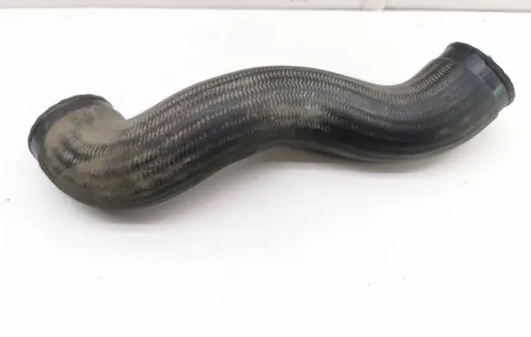 Volvo V70 Intercooler hose/pipe
