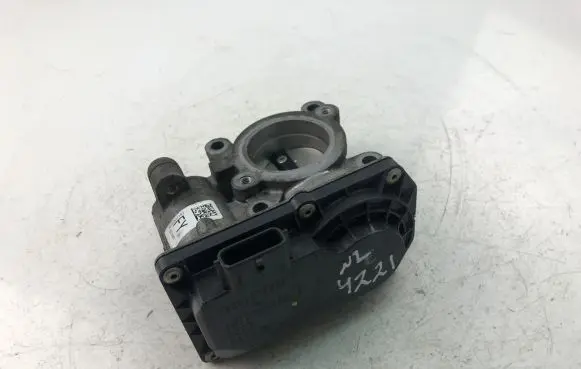 Renault Clio IV Throttle valve H8201171233