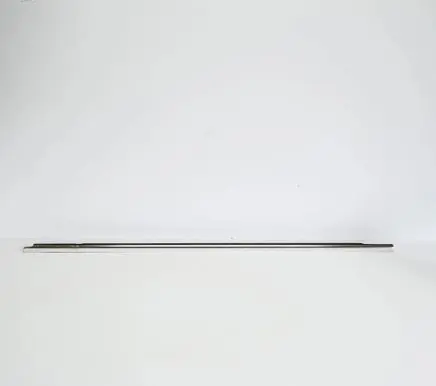 Volkswagen PASSAT B7 Front door glass trim molding 3C4837475D