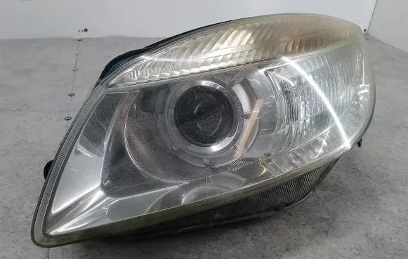 Skoda Roomster (5J) Headlight/headlamp 247831-00L