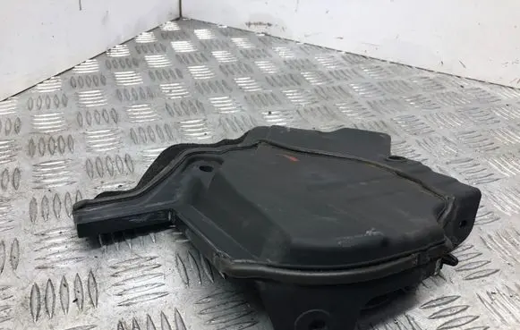 BMW 5 F10 F11 Heat shield in engine bay 74850610 7211899