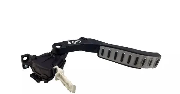 Porsche Cayenne (9PA) Accelerator throttle pedal 7L0723507D