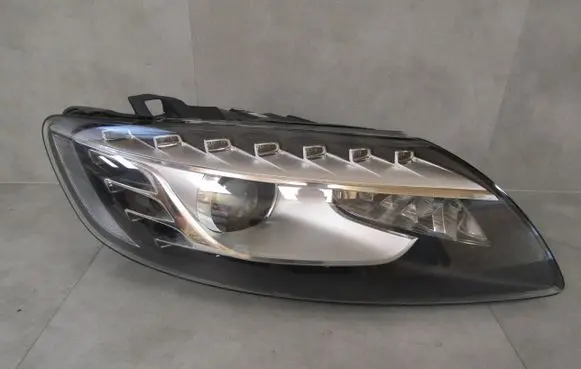Audi Q7 4L Headlight/headlamp 89393694 89393696