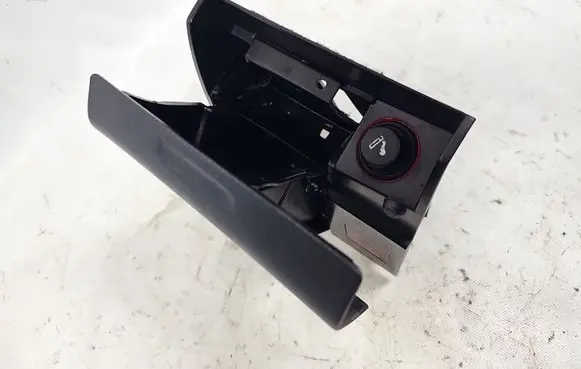 Audi A3 S3 8L Car ashtray 8L0857951