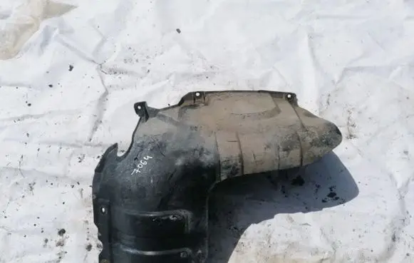 Hyundai Getz Engine splash shield/under tray