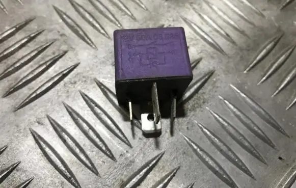 Renault Megane I Other relay 03525 03.525