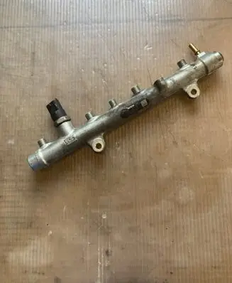 Suzuki Grand Vitara II Fuel main line pipe 0445214078 015448L4 0281002719