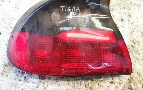 Opel Tigra A Rear/tail lights